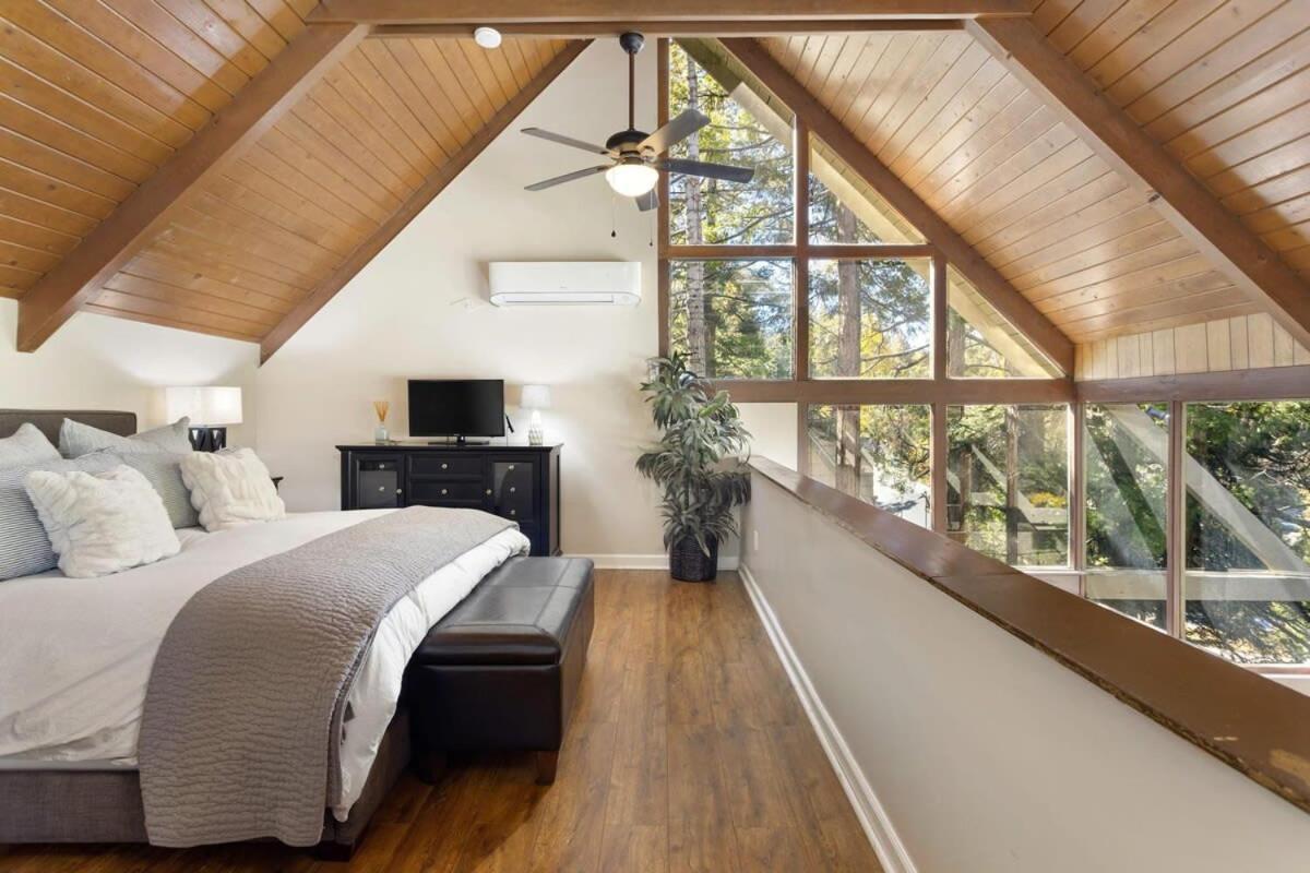 Snowflower Cabin Modern Luxe, 2 Level, 1500 Sqft, Ac, View, Dogs, Walk To Village Lake Arrowhead Exterior foto
