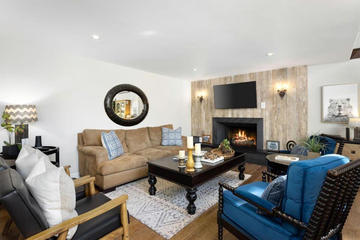Snowflower Cabin Modern Luxe, 2 Level, 1500 Sqft, Ac, View, Dogs, Walk To Village Lake Arrowhead Exterior foto
