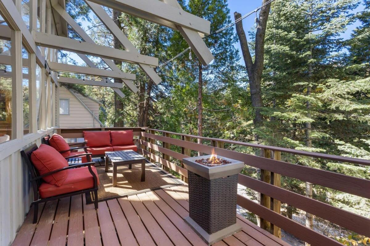 Snowflower Cabin Modern Luxe, 2 Level, 1500 Sqft, Ac, View, Dogs, Walk To Village Lake Arrowhead Exterior foto